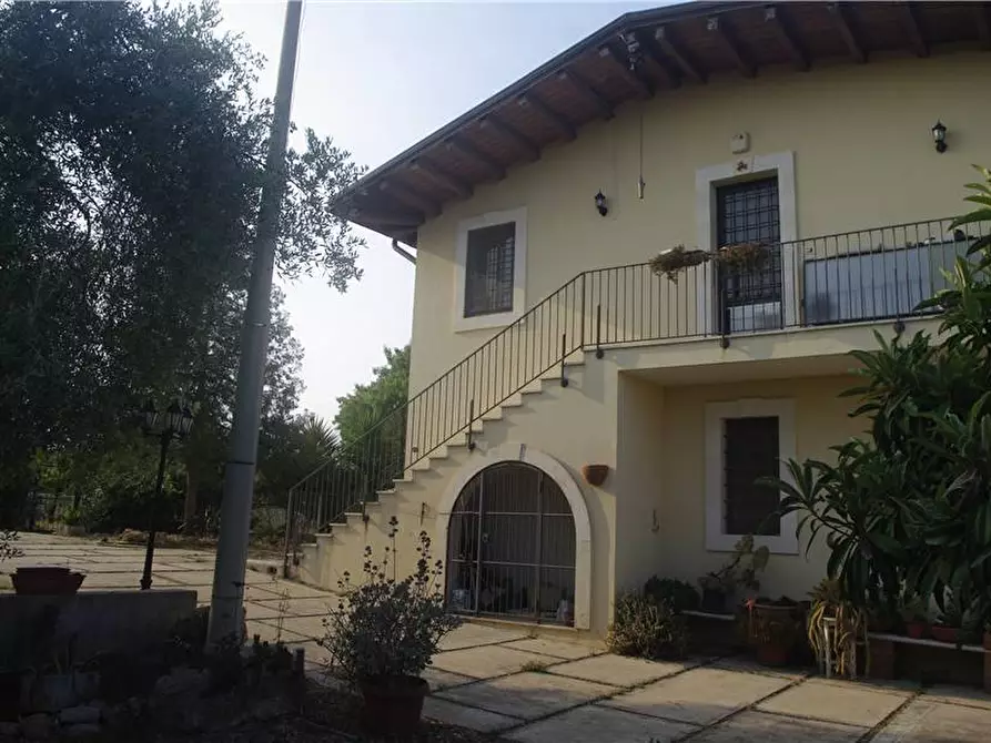 Immagine 3 di Villa in vendita  in Via VIA S. MICHELE ARCANGELO, SN a Noto