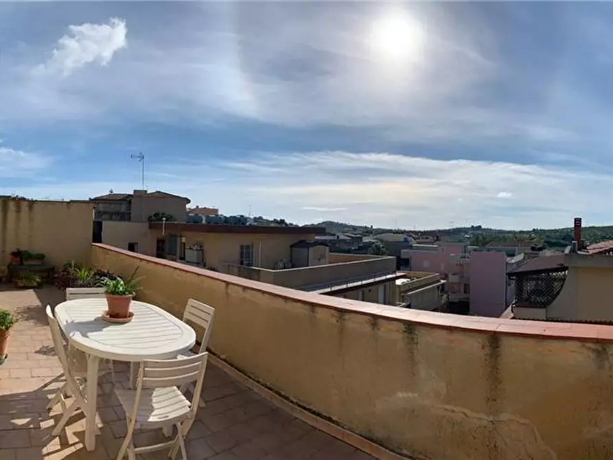 Immagine 15 di Attico in vendita  in Via SALVEMINI, 66 a Noto