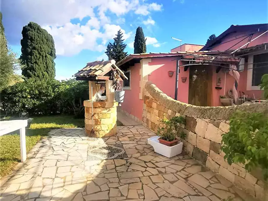 Immagine 10 di Villa in vendita  in Loc. CAVA DEI FOSSI, SN a Avola