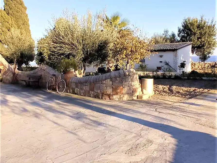 Immagine 13 di Villa in vendita  in Loc. CAVA DEI FOSSI, SN a Avola