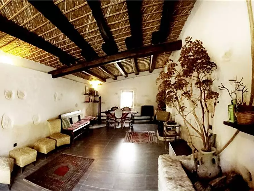 Immagine 11 di Rustico / casale in vendita  in Loc. MEZZO GREGORIO, SN a Noto