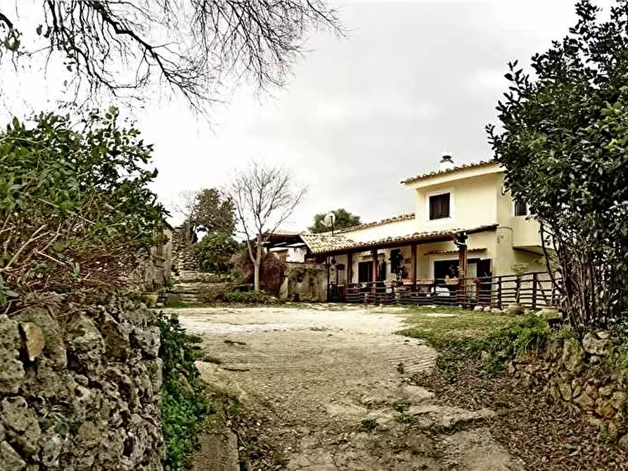 Immagine 3 di Rustico / casale in vendita  in Loc. MEZZO GREGORIO, SN a Noto