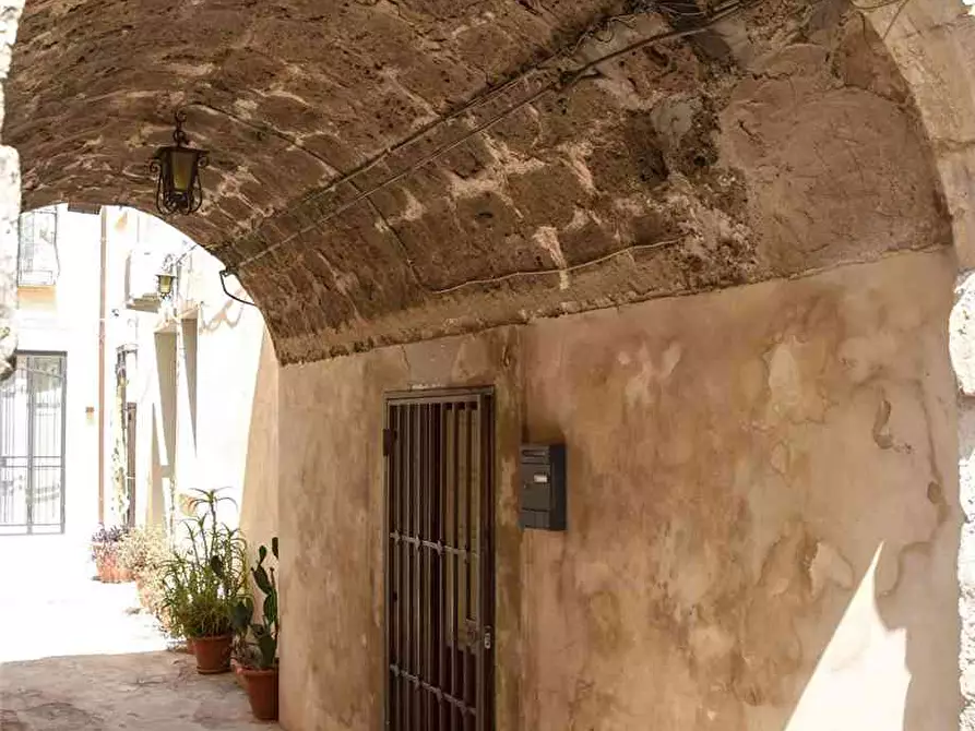 Immagine 4 di Villa in vendita  in Via GIORDANO BRUNO, 15 a Noto