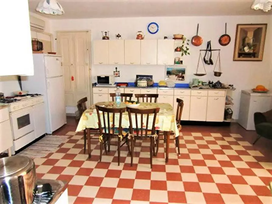 Immagine 8 di Appartamento in vendita  in Via CAVOUR, 48 a Noto