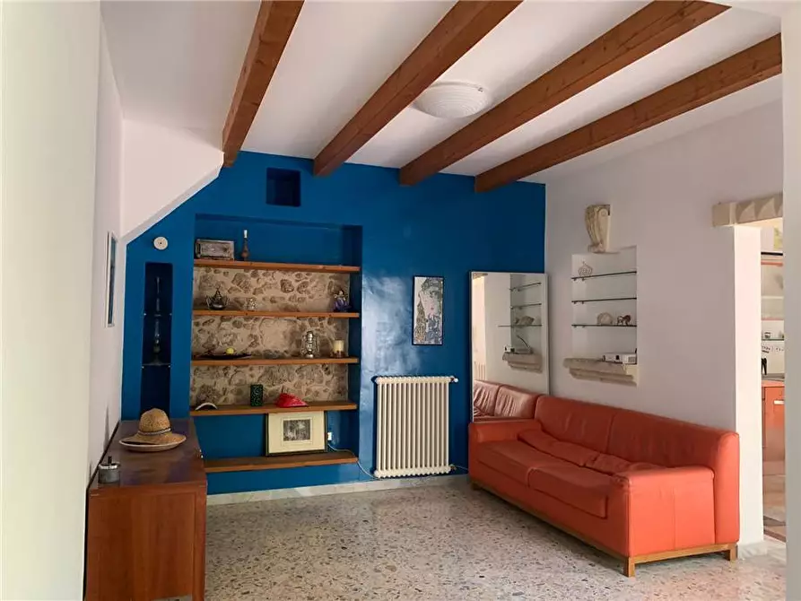 Immagine 7 di Villa in vendita  in Via PIER CAPPONI, 24 a Noto
