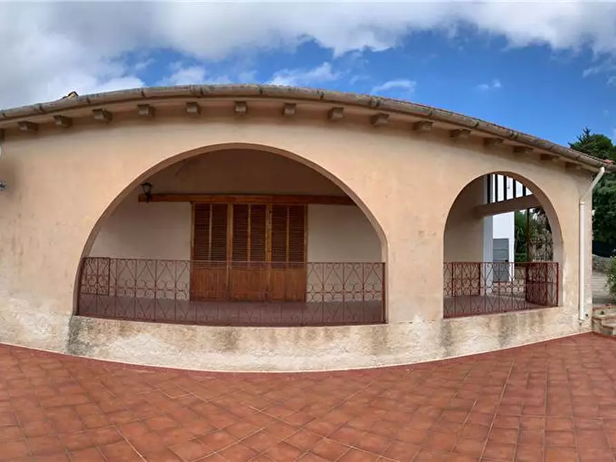 Immagine 10 di Villa in vendita  in Loc. SANT' ELIA a Noto