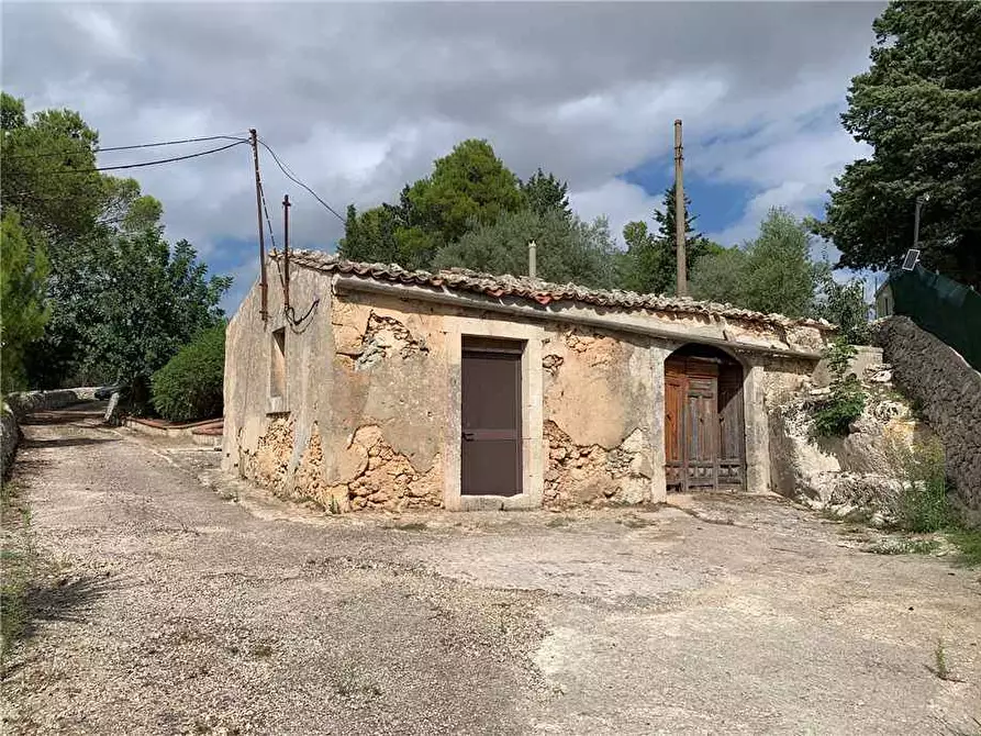 Immagine 15 di Villa in vendita  in Loc. SANT' ELIA a Noto