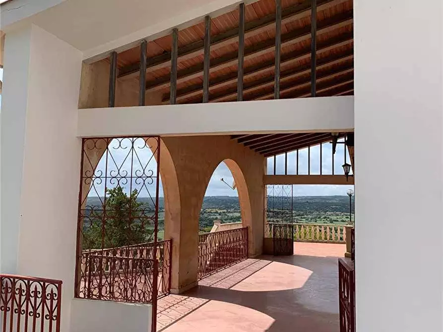 Immagine 3 di Villa in vendita  in Loc. SANT' ELIA a Noto