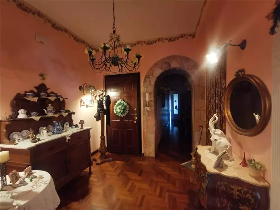Immagine 14 di Appartamento in vendita  in V.le Dante, 23 a Palazzolo Acreide