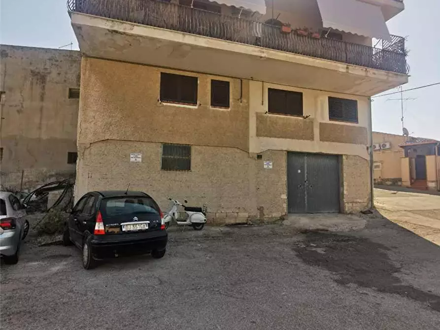Immagine 3 di Appartamento in vendita  in Via Duca Giordano, 10 a Noto
