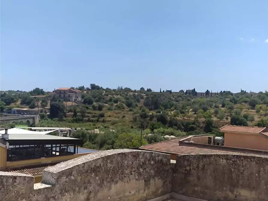 Immagine 7 di Appartamento in vendita  in Via Duca Giordano, 10 a Noto