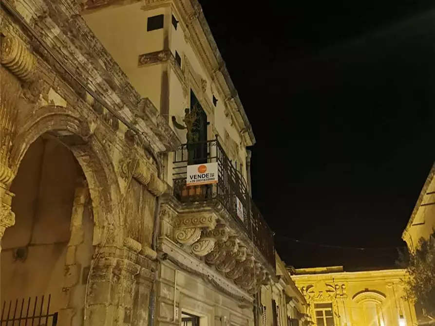 Immagine 12 di Villa in vendita  in Via Rocco Pirri, 11 a Noto
