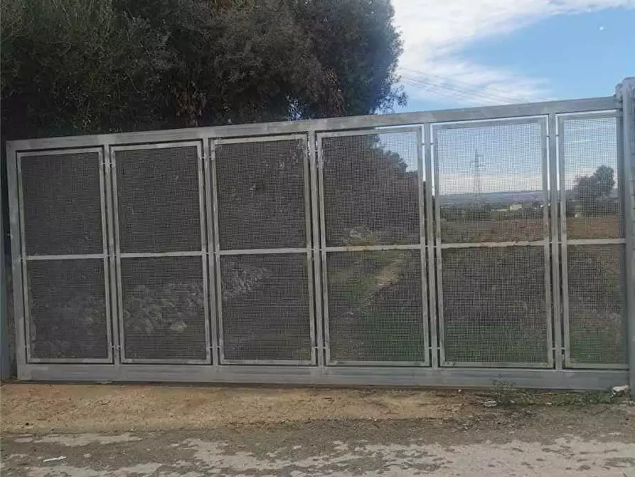 Immagine 12 di Terreno in vendita  in Loc. Strada Tremilia, SN a Siracusa
