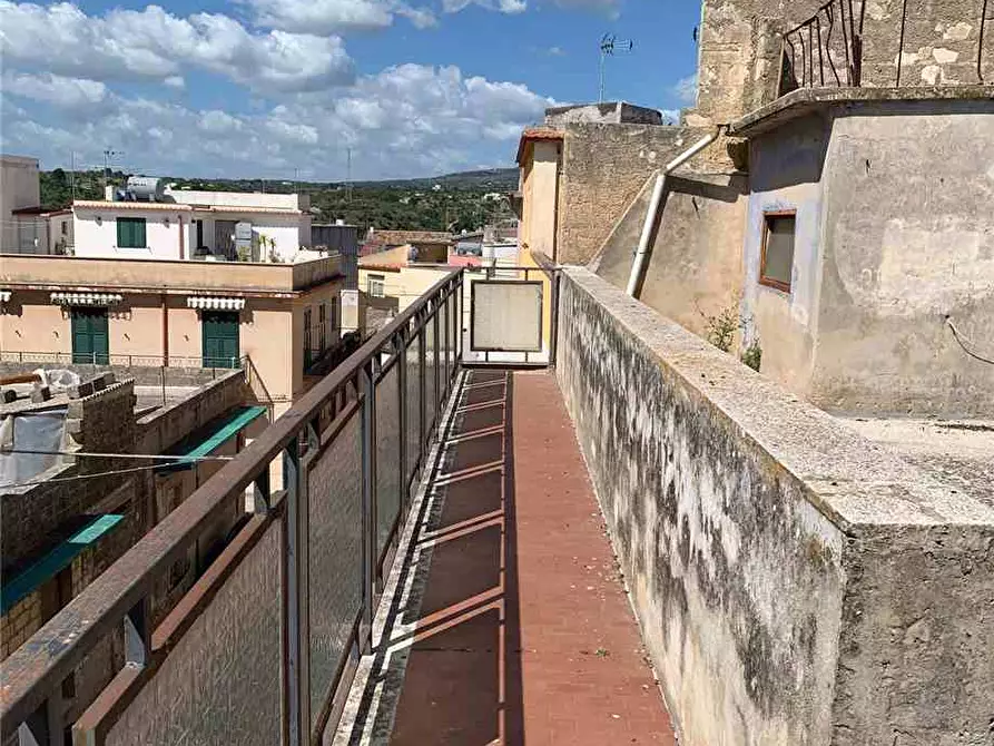 Immagine 15 di Villa in vendita  in Via Pietro Mascagni, 24/22 a Noto