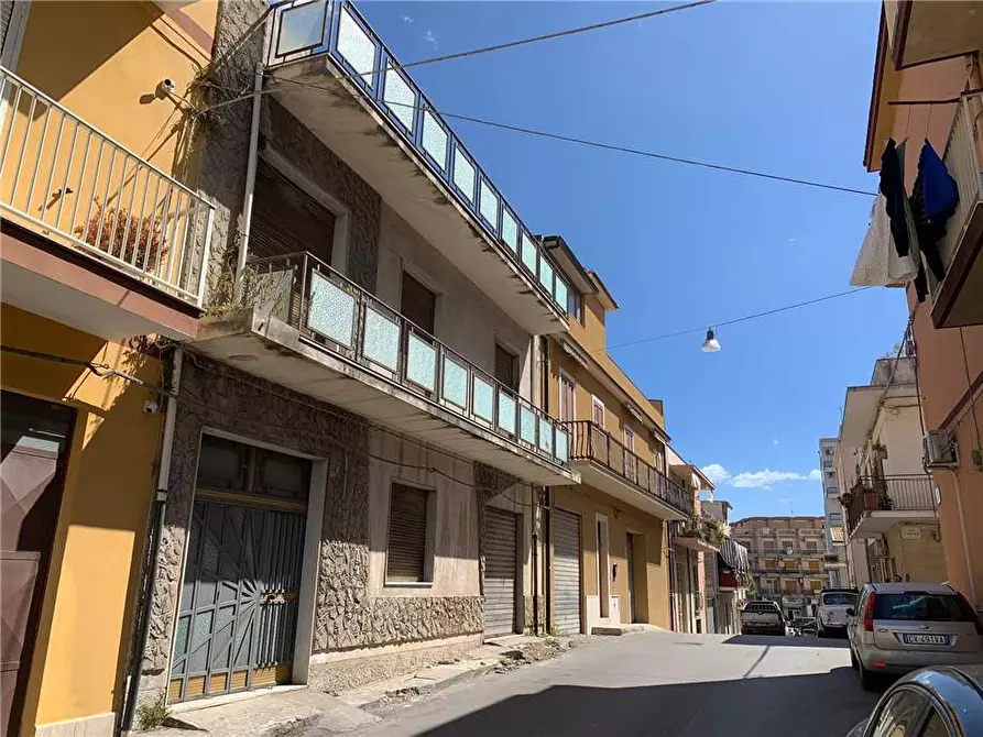 Immagine 2 di Villa in vendita  in Via Pietro Mascagni, 24/22 a Noto