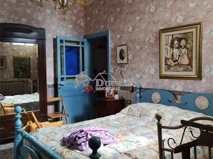 Immagine 4 di Villa in vendita  in Via Dei Mille, 110 a Noto