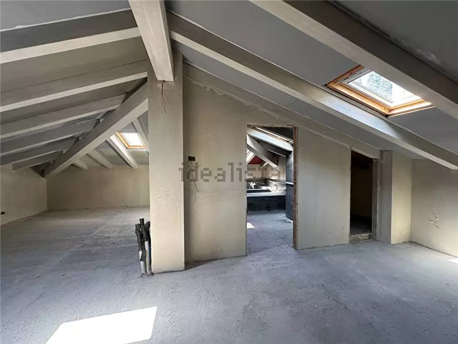 Immagine 12 di Villa in vendita  in Via Casalrosato, 19 a Catania
