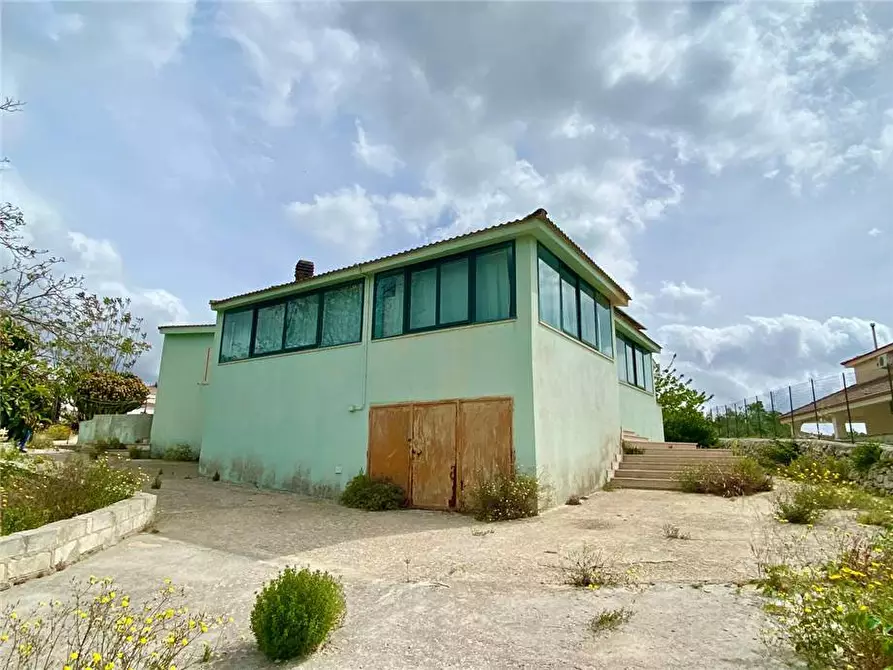 Immagine 4 di Villa in vendita  in Via DEL CALESSE, 50/46 a Noto