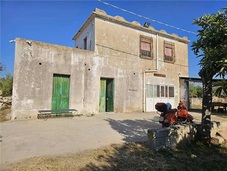 Immagine 2 di Villa in vendita  in Loc. Madonna Marina, sn a Noto