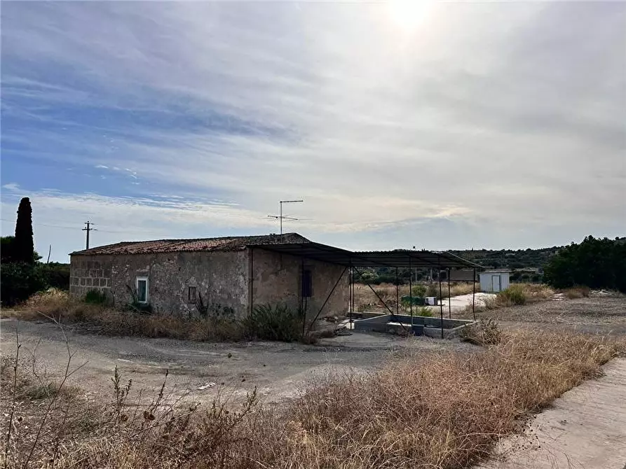 Immagine 13 di Rustico / casale in vendita  in Loc. Lido Di Noto, sn a Noto