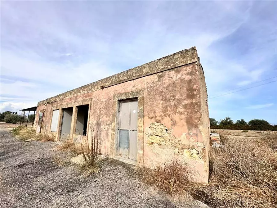 Immagine 3 di Rustico / casale in vendita  in Loc. Lido Di Noto, sn a Noto