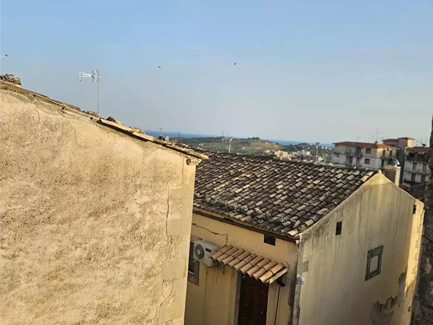 Immagine 6 di Villa in vendita  in Via Vico Nea, 7 a Noto