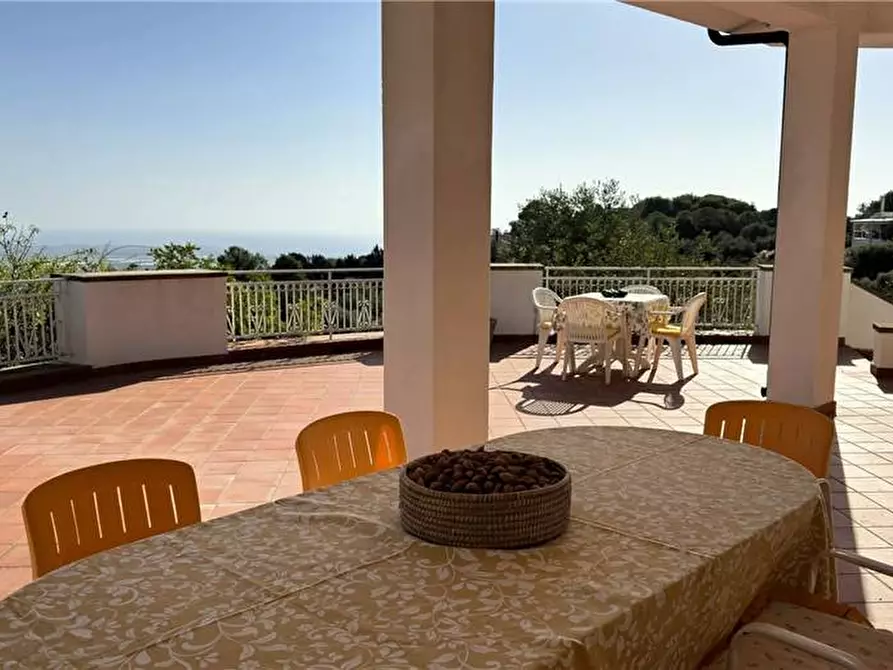 Immagine 10 di Villa in vendita  in Via Via cugni stallaini, 39 a Noto