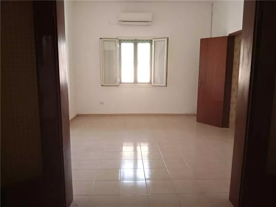 Immagine 10 di Villa in vendita  in Via Zanardelli, 4 a Noto