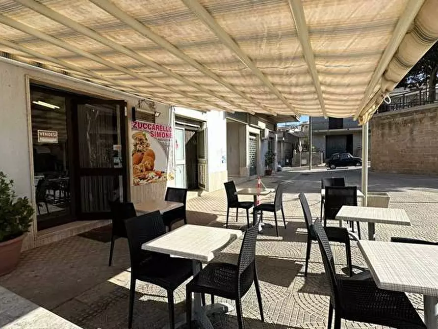 Immagine 11 di Attività commerciale in vendita  in P.zza Sofia, 5/6 a Noto