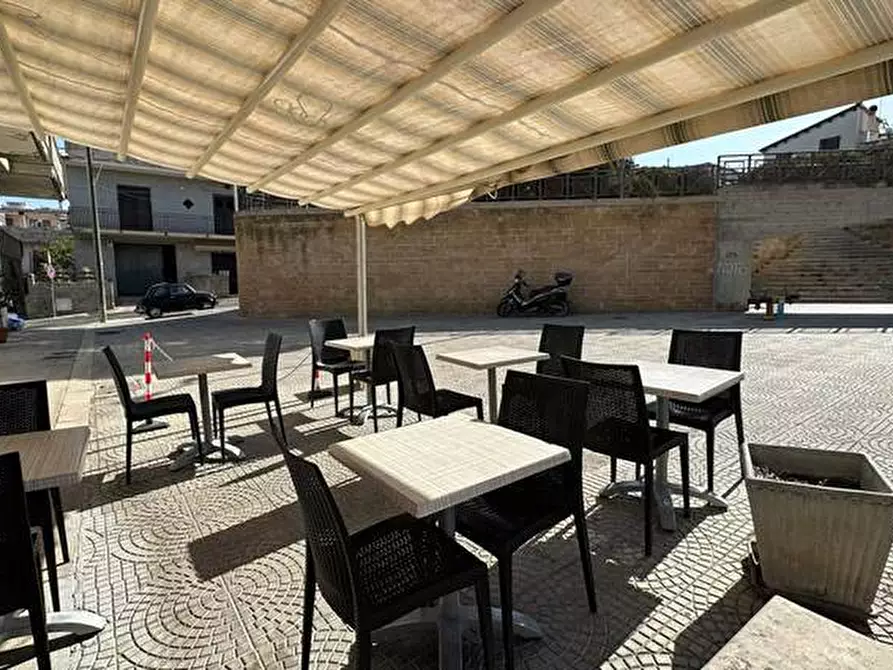 Immagine 3 di Attività commerciale in vendita  in P.zza Sofia, 5/6 a Noto