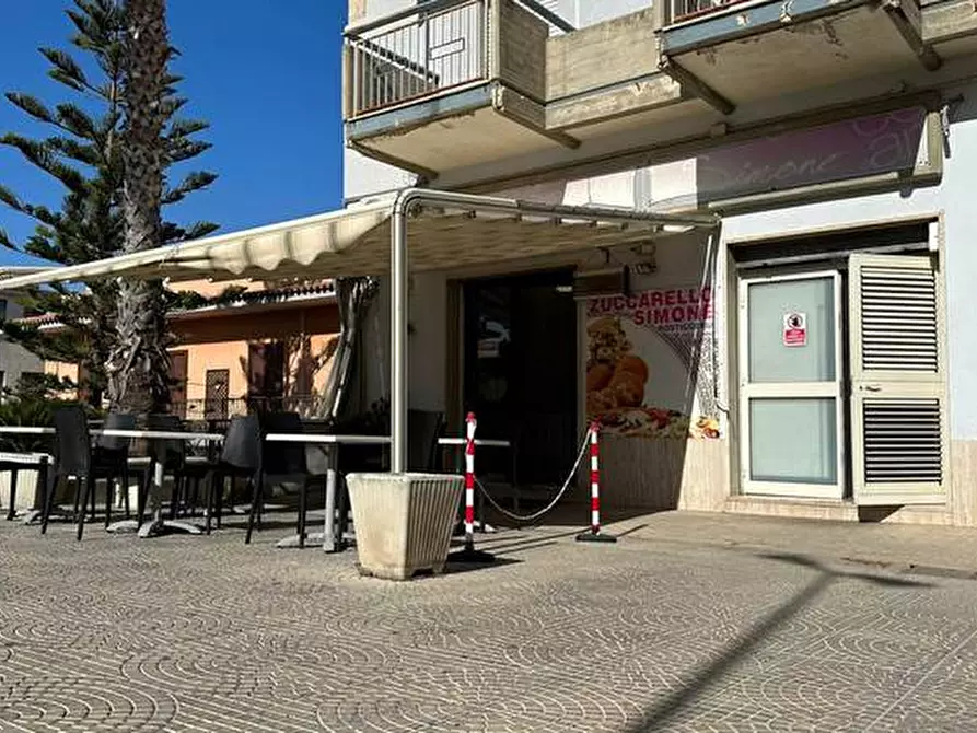 Immagine 9 di Attività commerciale in vendita  in P.zza Sofia, 5/6 a Noto
