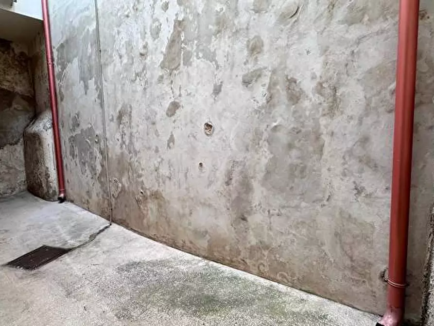 Immagine 6 di Attività commerciale in vendita  in C.so Vittorio Emanuele, 18 a Noto