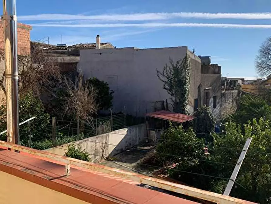 Immagine 15 di Villa in vendita  in Via Corrado Avolio, 11 a Noto