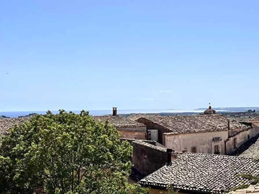 Immagine 15 di Appartamento in vendita  in Via ANTONIO SOFIA, 103 a Noto