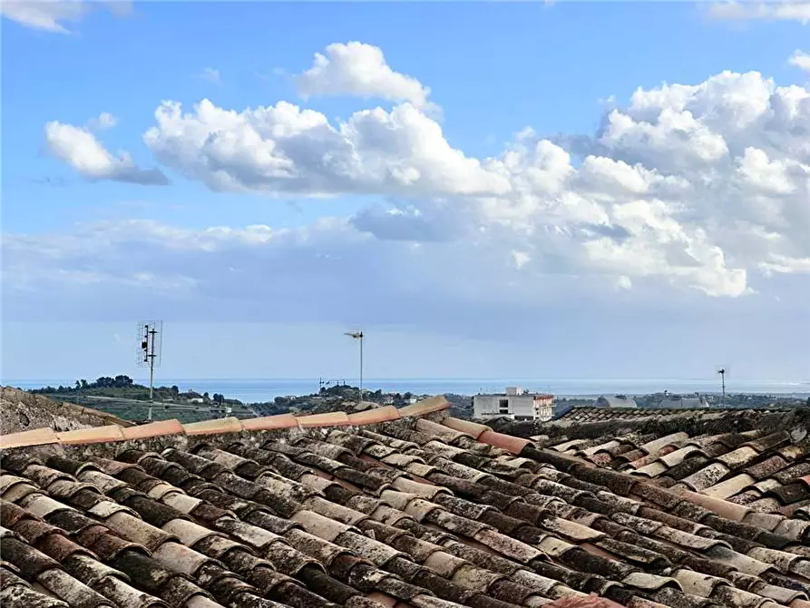 Immagine 7 di Villa in vendita  in Via Melodia / Fiordaliso, 8 a Noto