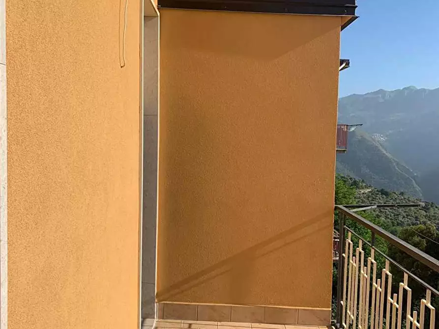 Immagine 11 di Villa in vendita  in Via Vittorio Emanuele, 94 a San Salvatore Di Fitalia