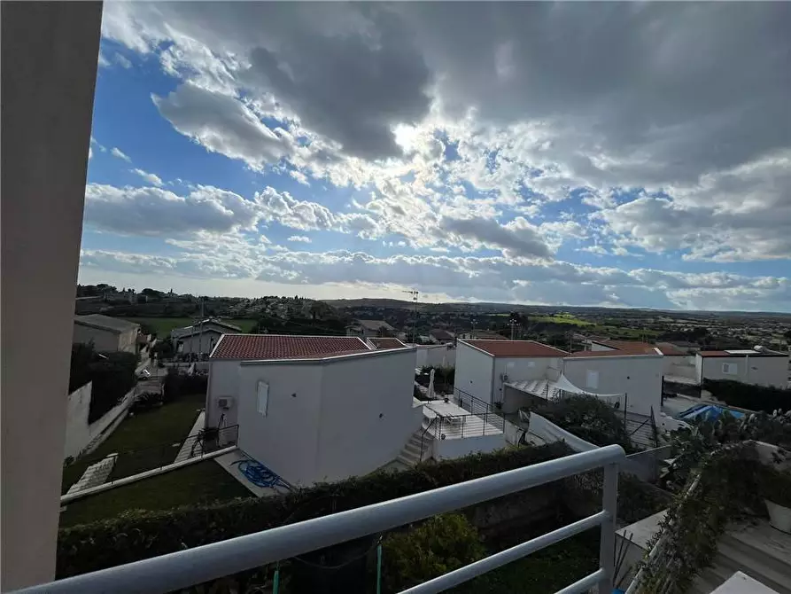 Immagine 2 di Villa in vendita  in Loc. C.DA BARONAZZO, SNC a Noto