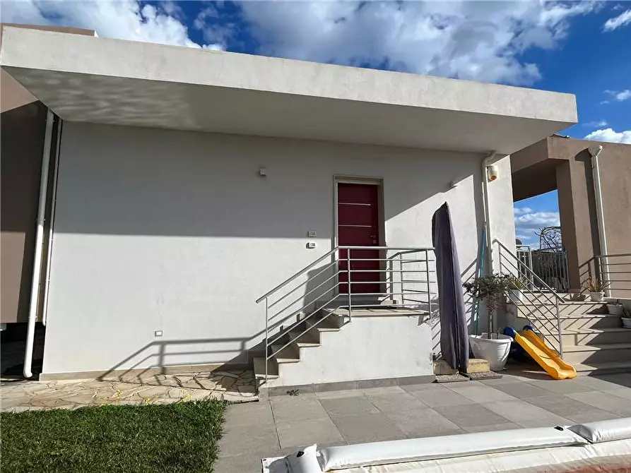 Immagine 3 di Villa in vendita  in Loc. C.DA BARONAZZO, SNC a Noto