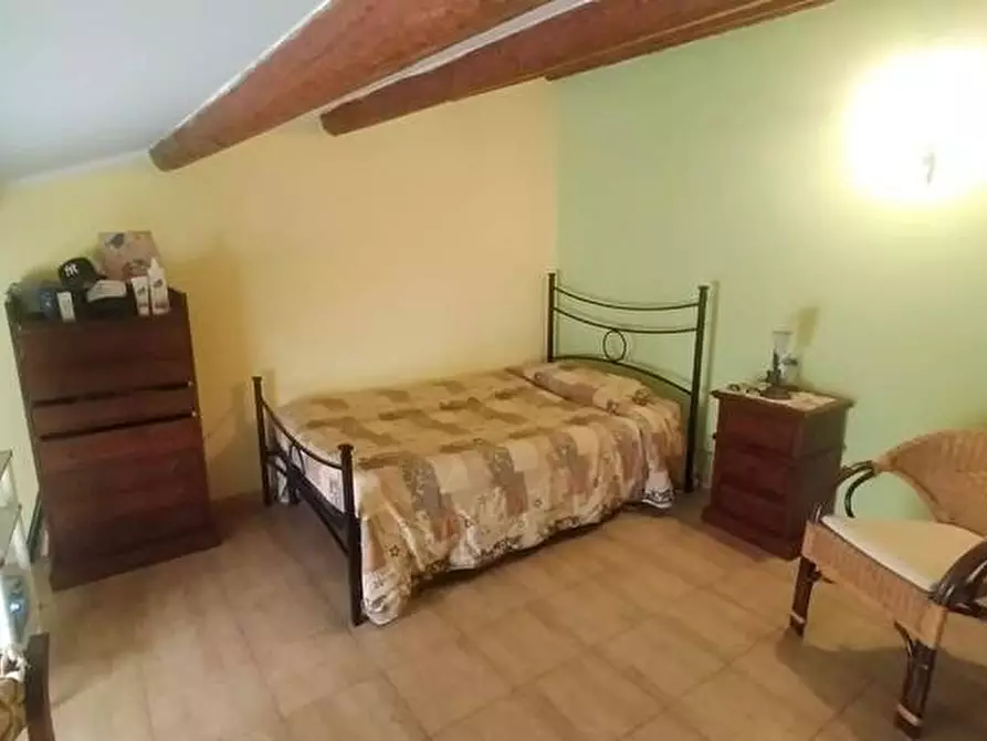 Immagine 11 di Stabile in vendita  in Via Principe Umberto, 73 a Noto