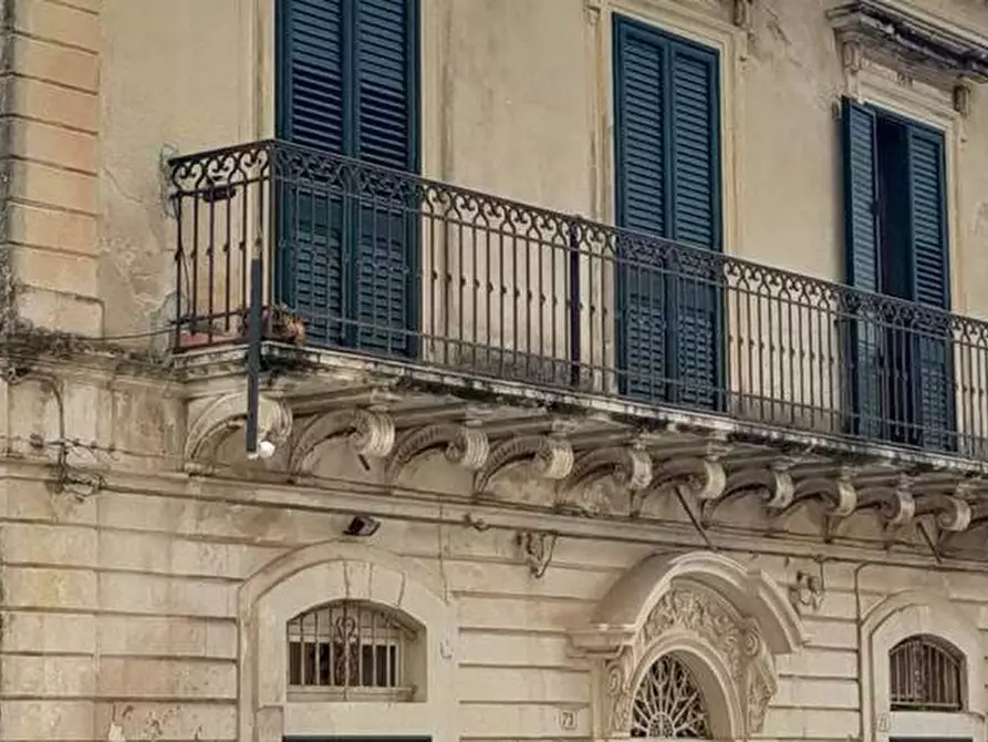Immagine 2 di Stabile in vendita  in Via Principe Umberto, 73 a Noto