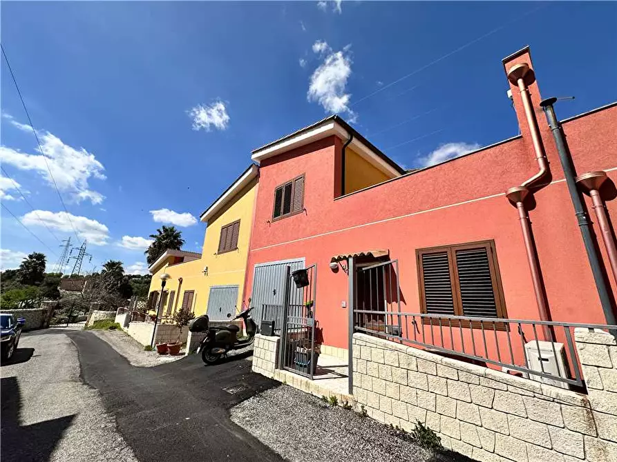 Immagine 2 di Villa in vendita  in Loc. San Giovanni, 4 a Noto