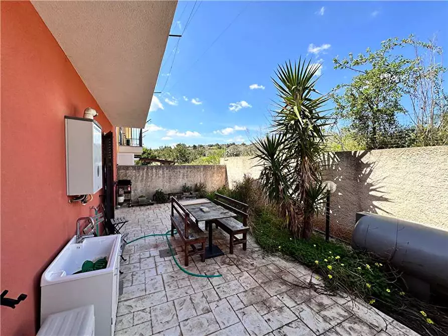 Immagine 9 di Villa in vendita  in Loc. San Giovanni, 4 a Noto