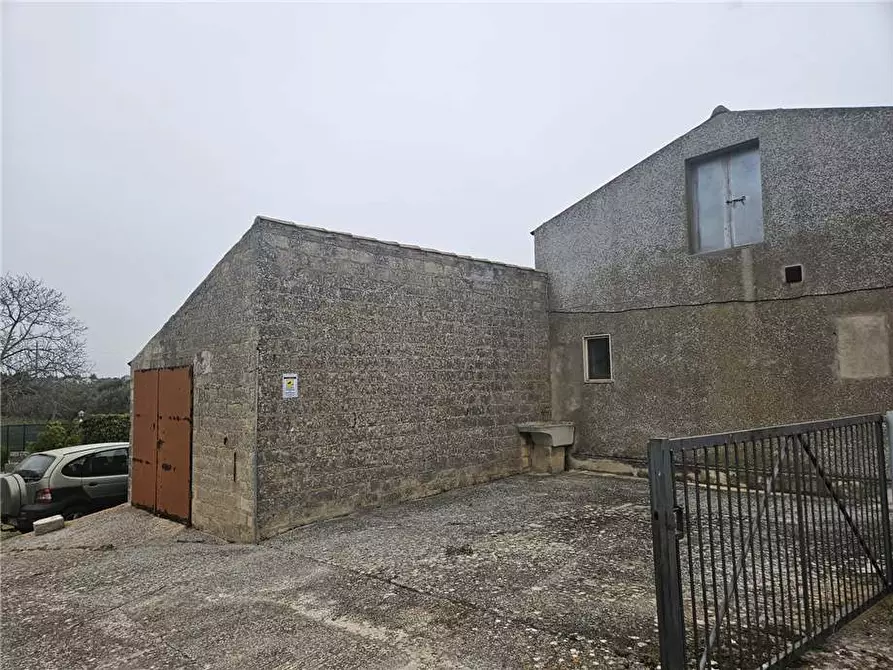 Immagine 5 di Villa in vendita  in Loc. C/da Testa Dell'Acqua, sn a Noto