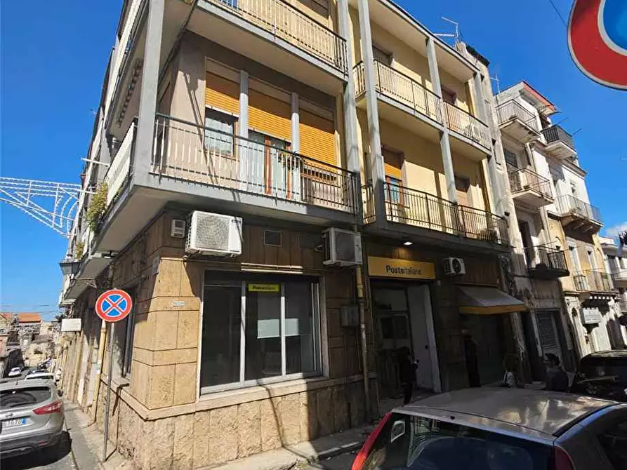 Immagine 3 di Stabile in vendita  in Via Giuseppe Verdi, 32 a Lentini
