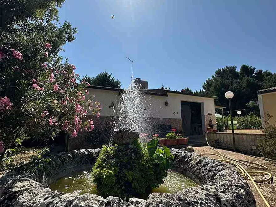 Immagine 6 di Villa in vendita  in Loc. Manghisi, sn a Noto