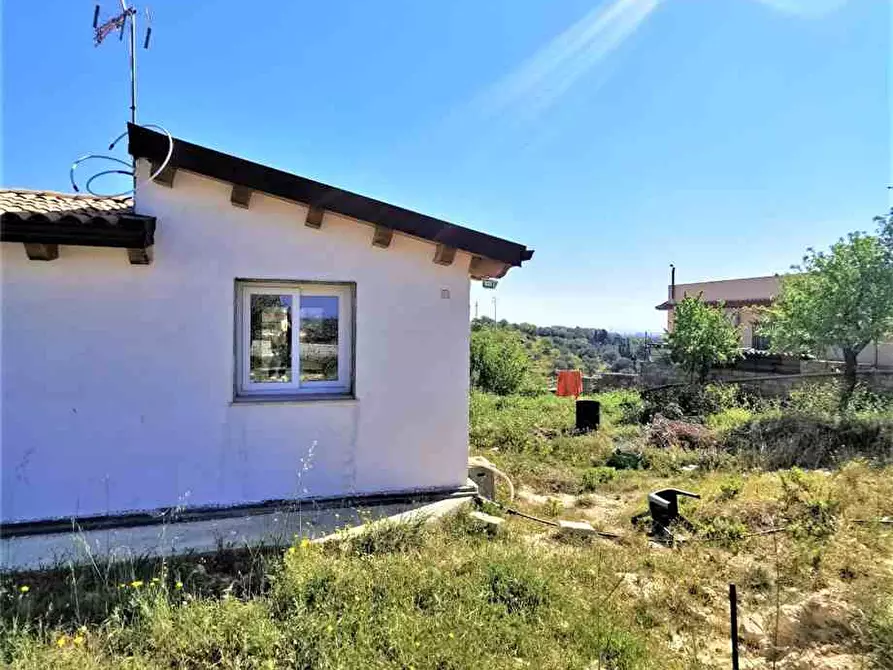 Immagine 2 di Villa in vendita  in Loc. C/da Laufi, sn a Noto