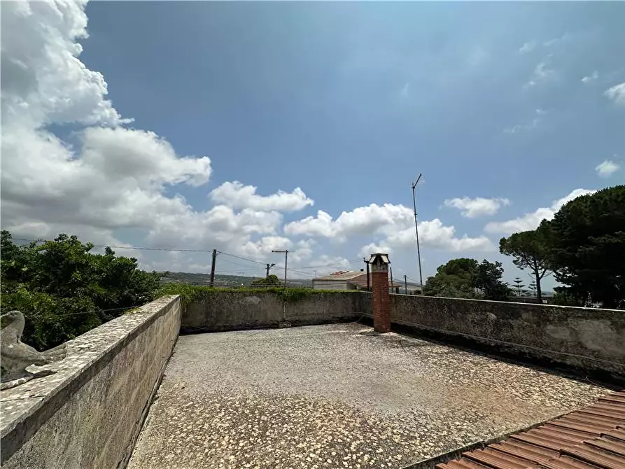 Immagine 12 di Villa in vendita  in Loc. Villa Vela, sn a Noto