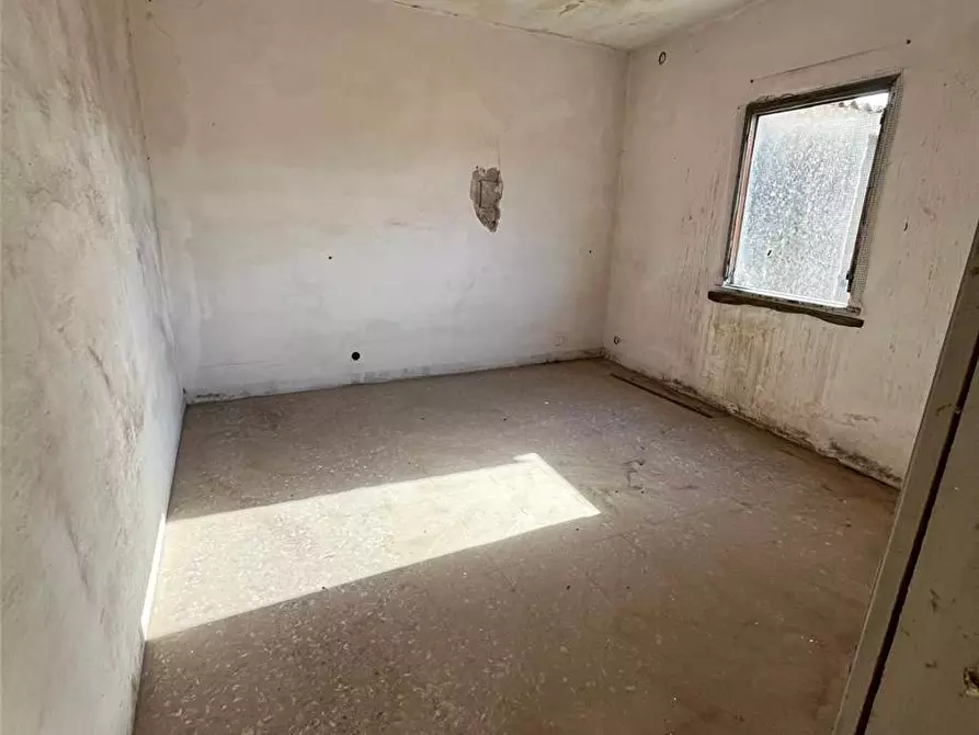 Immagine 14 di Villa in vendita  in P.zza Montecanosa, 4/6 a Noto