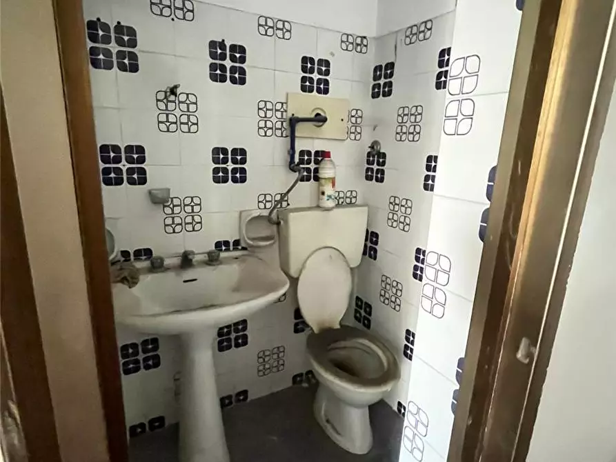 Immagine 4 di Villa in vendita  in P.zza Montecanosa, 4/6 a Noto