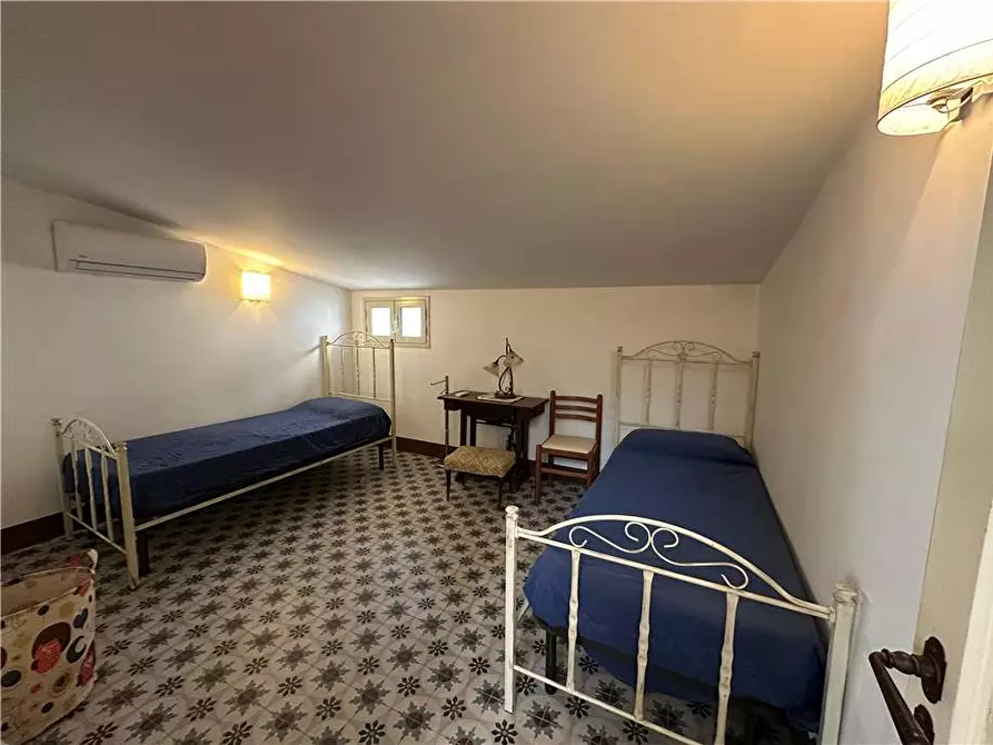 Immagine 9 di Villa in vendita  in Via Antonio Sofia, 5 a Noto